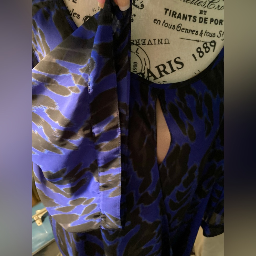 Jennifer Lopez Royal Blue 1x - Picture 2 of 5